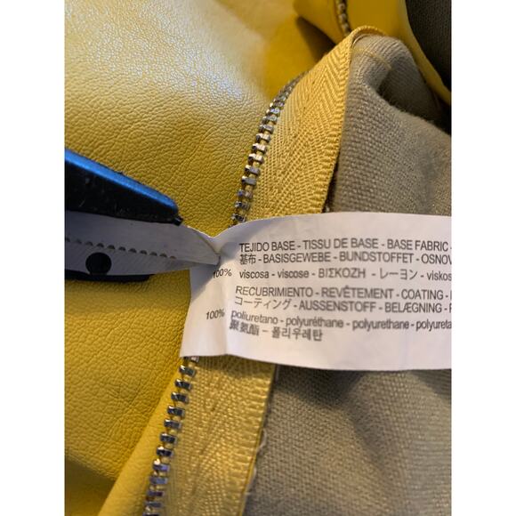 Zara Size Small Women's Golden Yellow Faux Leather Short Skirt - Picture 5 of 5